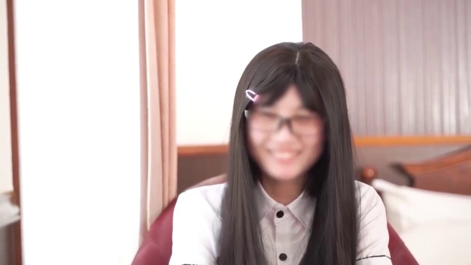 奇跡の処女・・第四弾！前編。かなり可愛い・・ガチ卒業したての18歳Mちゃん。部活ばっかりでまだ何も経験のない処女・・