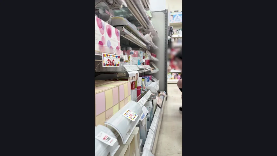 【パン撮記48】激かわ2人の制服女子激写！粘着パンチラゲット！プリケツがっつり2人分！！