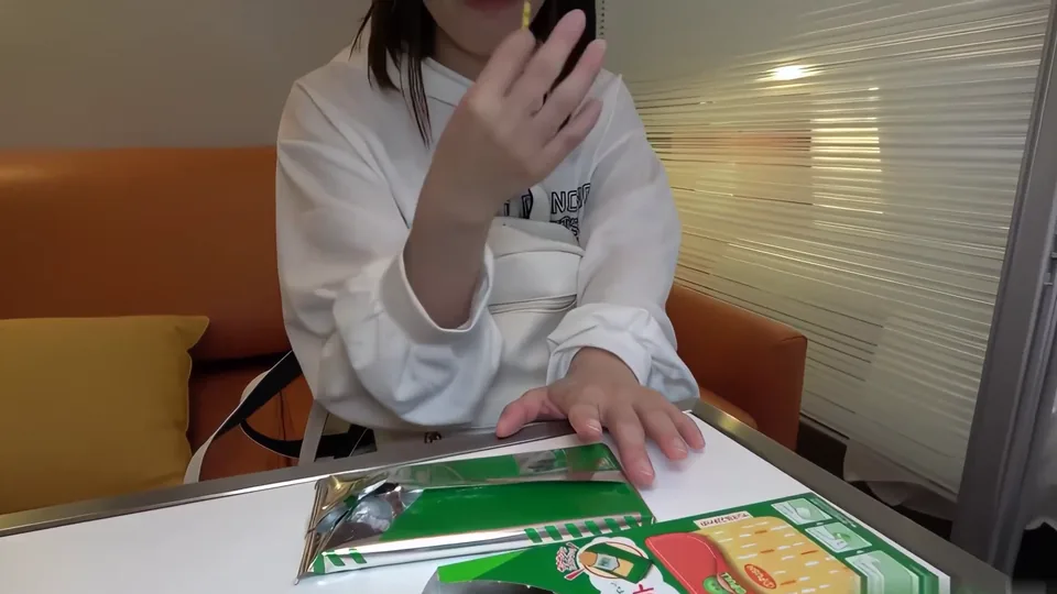あどけなさ・・Gカップ・・初めてのハメ撮り記録