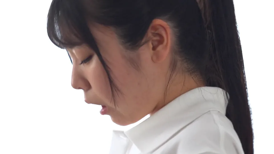 APNS-423 中年チ〇ポ偏愛女学生 留守番中に近所のおじさん達に中出しされちゃいました 佐野葉月