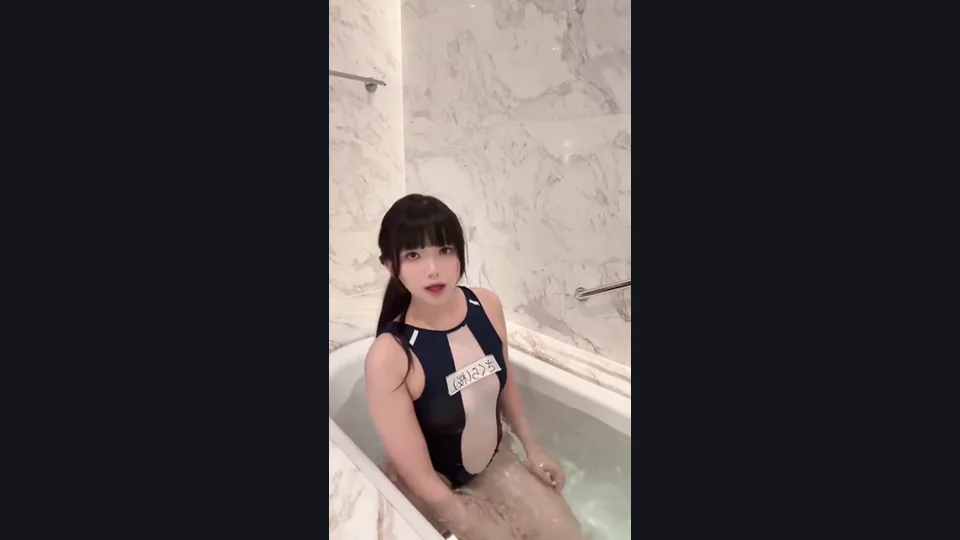 Dancing asian 205