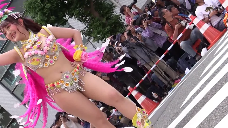 B級アイドルひらひらミニスカでパンチラしまくり, 現在中止イベントでのヤバい一コマ！07[危険な目つきの男、コンパニオンの胸をさわる］, 新・ヤングサンバの歌が聞える①-4(分割版), 挑発的過ぎる　おぱい♡ダンスgirl, 悩殺腰つきダンサーのすけべボディを激写 part2