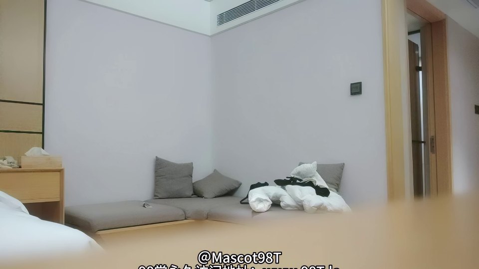 CGIRL-4730816 【AI增强】利哥探花精品作之文静乖巧眼镜妹第4部1212第二场加了两百插菊花几次拔套都被抓听译字幕