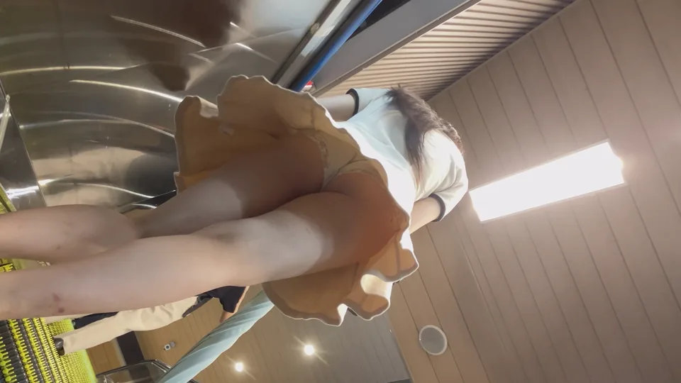 【4K新作】お目目くりくり女子のエロいお尻♡