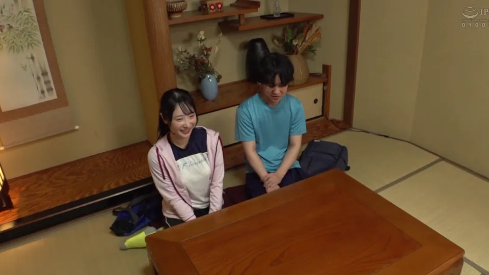 DVMM-454 一般男女モニタリングAV 巨乳の先輩女子マネージャーさん 合宿中の混浴で後輩部員の童貞チ○ポをノーハンドフェラで早漏改善してくれませんか！？ 4 暴発大量射精→即フル勃起！元気すぎる男子部員チ○ポを放っておけない女子マネはそのまま筆おろしセックス！暴発＆中出し…