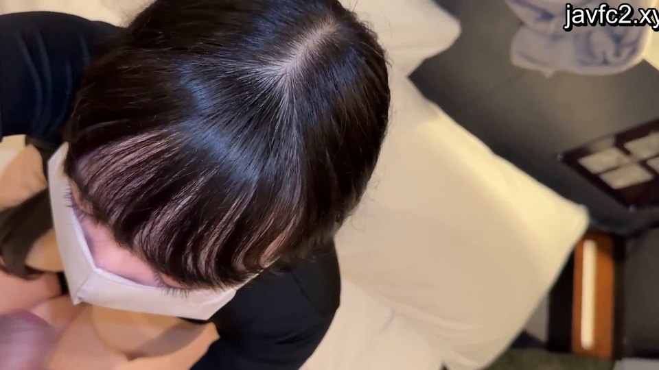 FC2-PPV-4887909 *New* 【Iカップの逆襲】18の爆乳が中出し耐久＆初顔射洪水！！本数限定終了でパイズリ特典あり♡