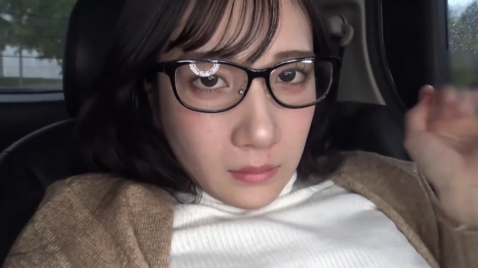 【神ビジュアル】”Fカップ美女保育士”を車内に呼び出し 喉奥フェラ＆2連続生中出し含む計3発射。※限定公開中[有]