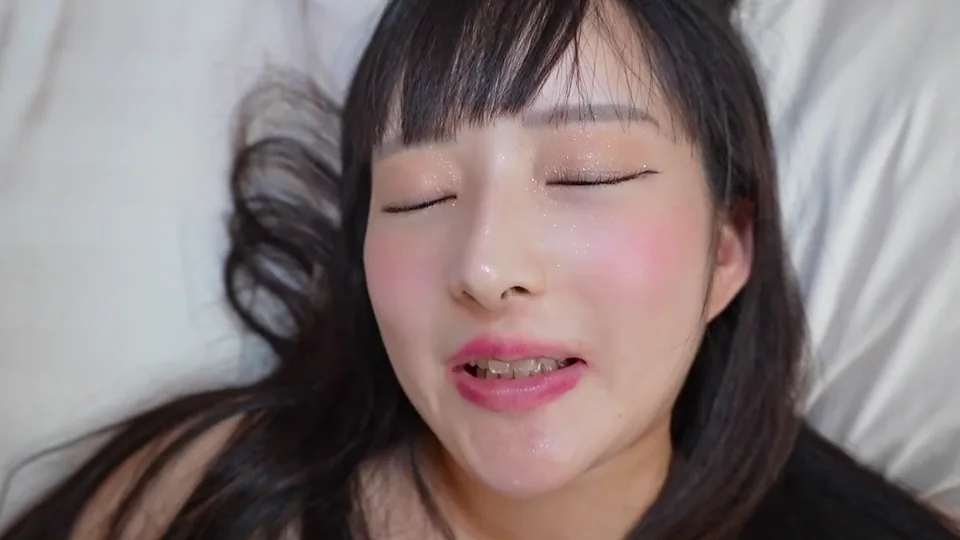 FC2-PPV-4990433 むっちりFカップ美女の包み込みフェラでチンポとろける！腰をくねらせ快楽に溺れ揺れる巨乳、ヌラヌラのおマンコ最高です。