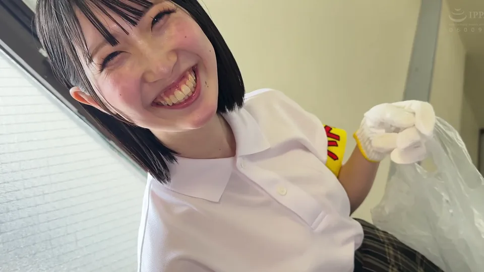 HRSM-165 ゴミ拾う手の先輝く僕等の未来 ボランティア活動に勤しむ心の綺麗な女の子4名