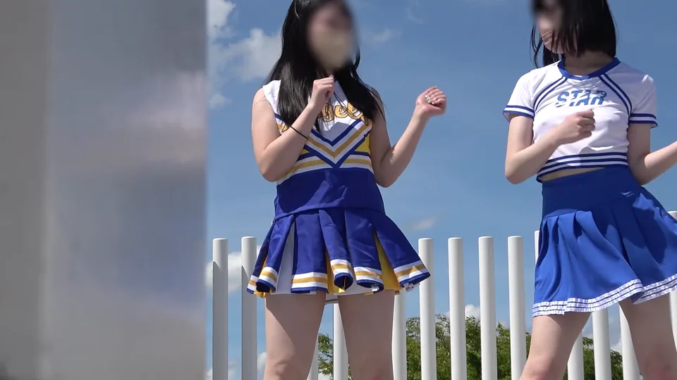 【チアっ子！】スケスケアンスコでダンス練！Tバック尻まんまるでたまらん！