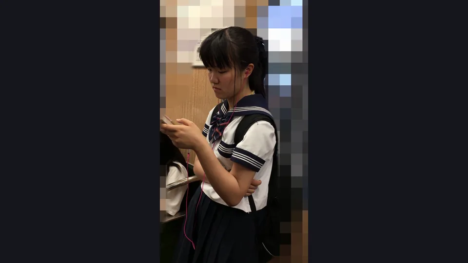 【制服JKは癒しです！21 制服もいろいろ！】見つめていたい！Joe JK Collection No.02, パンチラ盗撮 OLさん 白パンツを電車内で無理やり撮影, 制服コスプレ娘のパンティ　Vol.3