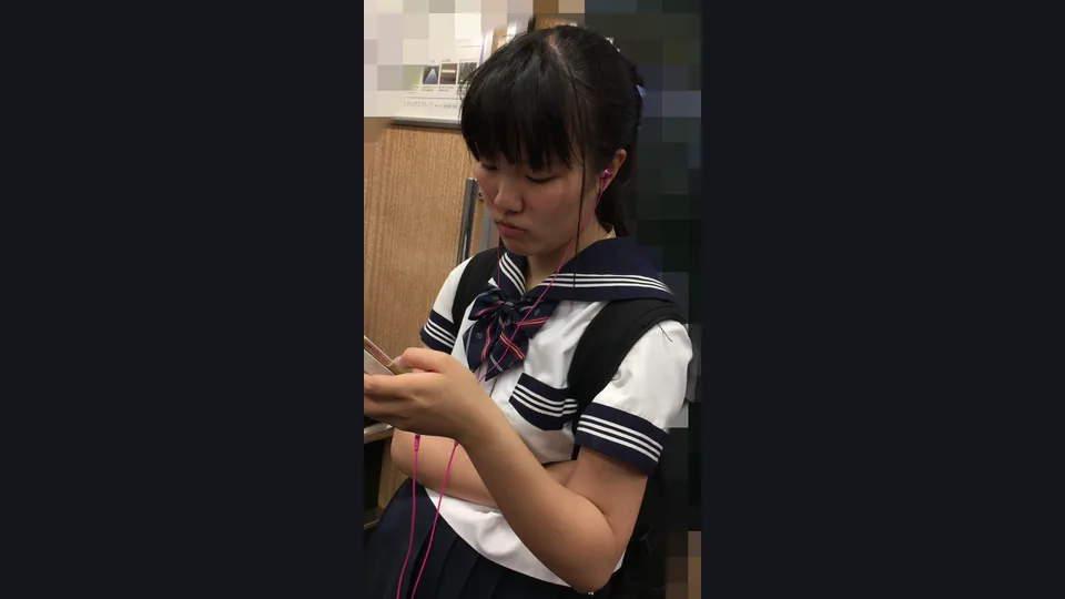 【制服JKは癒しです！21 制服もいろいろ！】見つめていたい！Joe JK Collection No.02, パンチラ盗撮 OLさん 白パンツを電車内で無理やり撮影, 制服コスプレ娘のパンティ　Vol.3