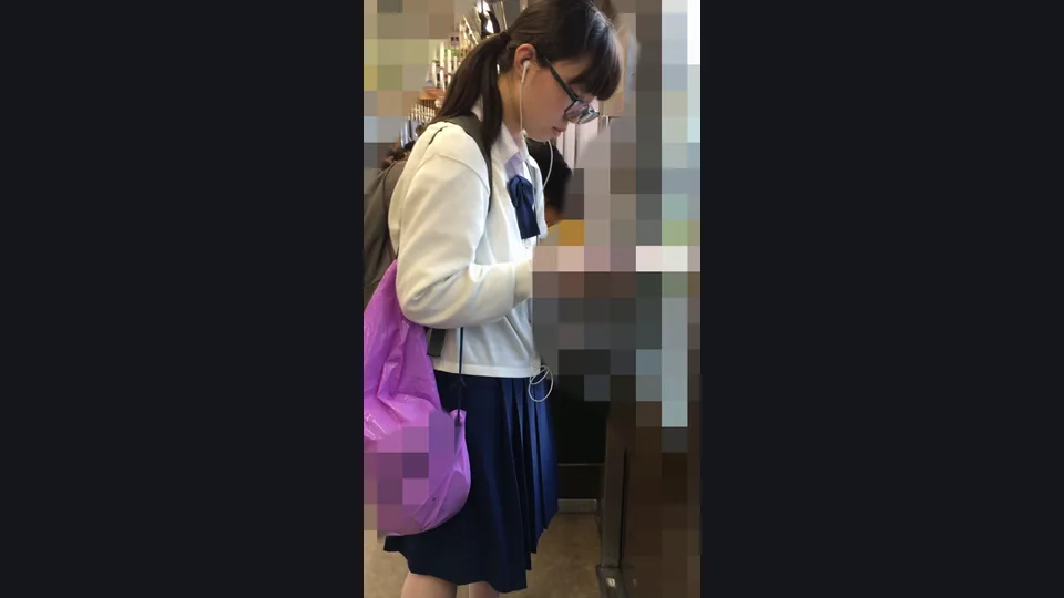 【制服JKは癒しです！21 制服もいろいろ！】見つめていたい！Joe JK Collection No.02, パンチラ盗撮 OLさん 白パンツを電車内で無理やり撮影, 制服コスプレ娘のパンティ　Vol.3