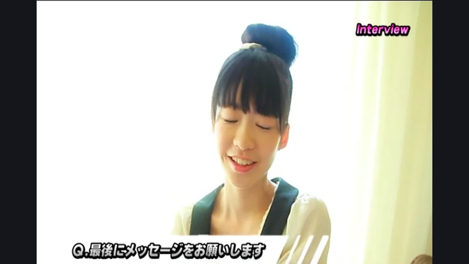 Suzuka Ito 伊東涼々夏 – 涼々夏のしずく沖縄で大胆背面ヌード