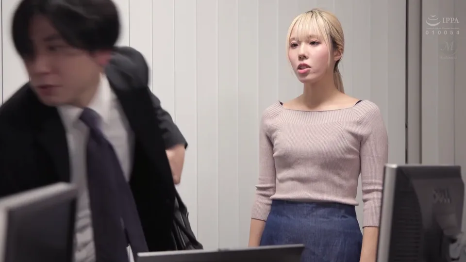 JUR-810 指一本触れられたくないセクハラ上司に膣奥深くまで汚される 絶対服従中出しオフィス