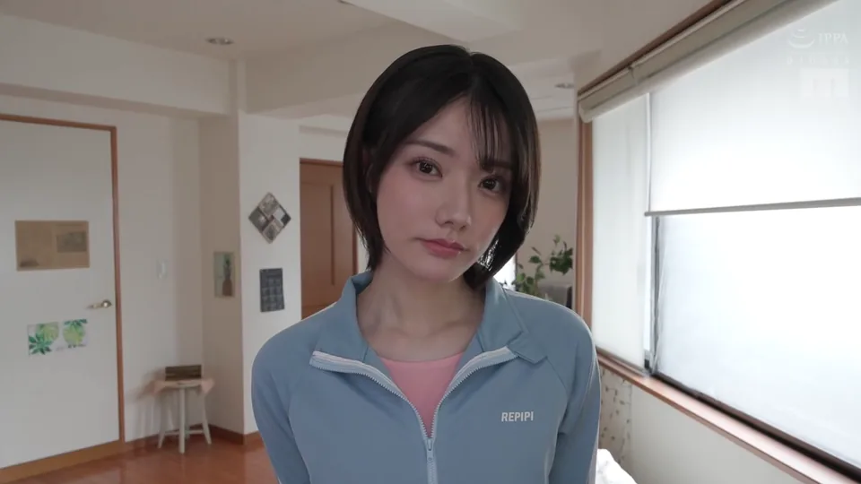 MIDA-823 「コスるだけなら浮気にならないっしょ」 彼女の妹の小悪魔素股にコスり堕ち！ 結局濡れ過ぎおま●こにヌルっとナマ挿入が気持ち良すぎて暴走ピストン24発寝取られ中出し 宮下玲奈