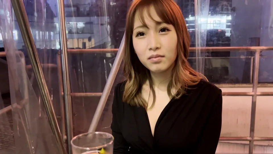 【再販】アプリで釣れためぅちゃかわいいリス系女子 小っちゃいのにおっぱいデカすぎ 意気投合して生チン抜き差し→初対面で膣奥に受精