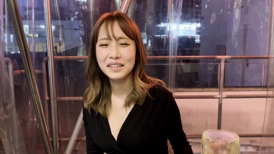 【再販】アプリで釣れためぅちゃかわいいリス系女子 小っちゃいのにおっぱいデカすぎ 意気投合して生チン抜き差し→初対面で膣奥に受精