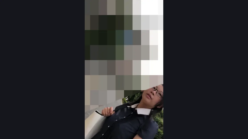 危険!!女子寮侵入!!！洗濯機から超～新鮮な汚パンツをゲット！！, 危険！女子寮侵入！美少女女子大生の下着パラダイス, 地味メガネ娘の純白パンチラ＆脱ぎ姿＆汚パンツチェック, 危険!!女子寮侵入!!！洗濯機から超～新鮮な汚パンツをゲット！！