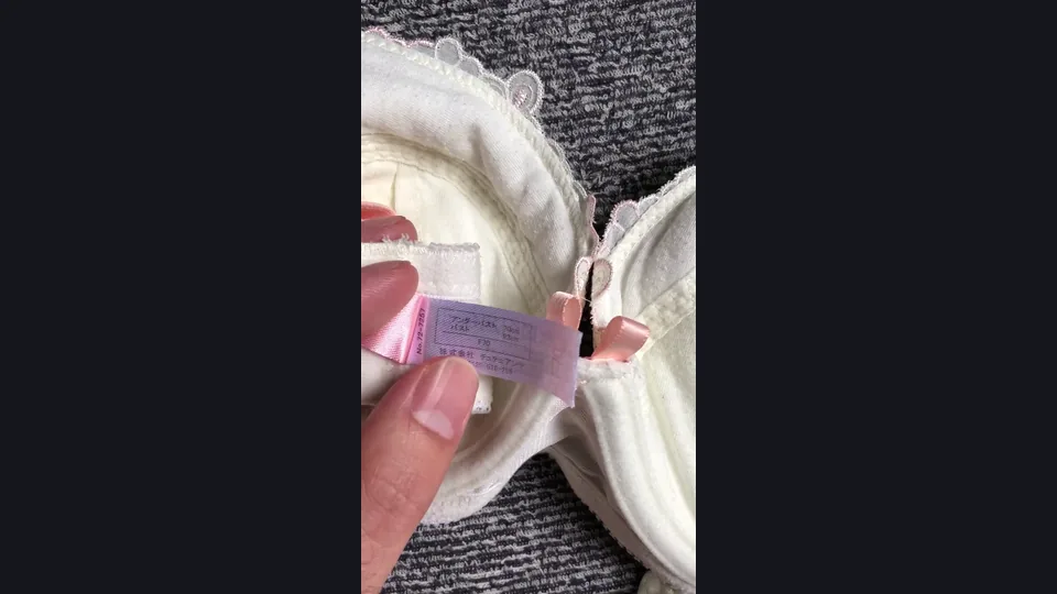 危険!!女子寮侵入!!！洗濯機から超～新鮮な汚パンツをゲット！！, 危険！女子寮侵入！美少女女子大生の下着パラダイス, 地味メガネ娘の純白パンチラ＆脱ぎ姿＆汚パンツチェック, 危険!!女子寮侵入!!！洗濯機から超～新鮮な汚パンツをゲット！！