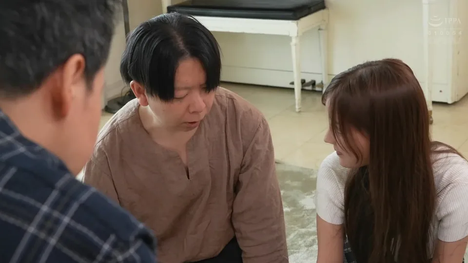 PPPE-447 借金漬けになった夫の身代わりになる巨乳若妻。連日連夜チクハラ調教の果て中出し求める乳首奴●に堕ちるまで…。 楪カレン
