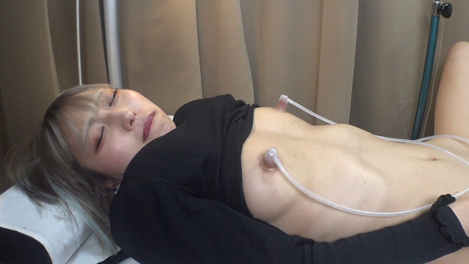 【ハメ撮り治療院】搾乳セックスの快感にあらがえず舌が飛び出る地下アイドル